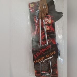 Gloved Chopsticks - ELM St (New)